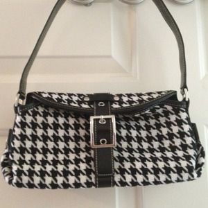 Houndstooth Clutch