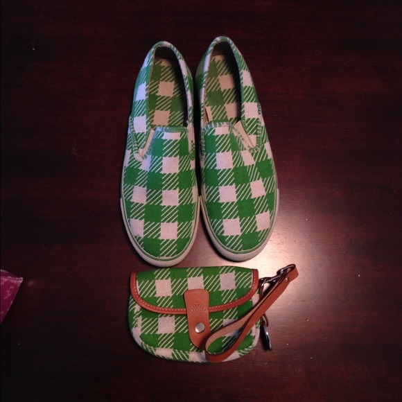 Authentic Dooney and Bourke matching set