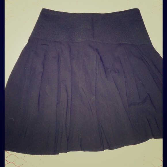 Black skirt