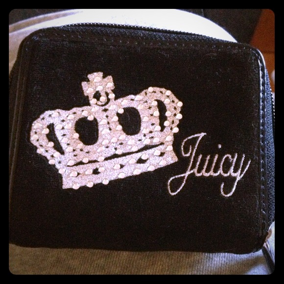 Juicy couture wallet
