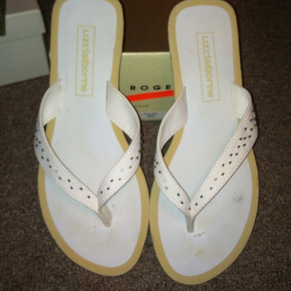 Liz Claiborne Flip Flops
