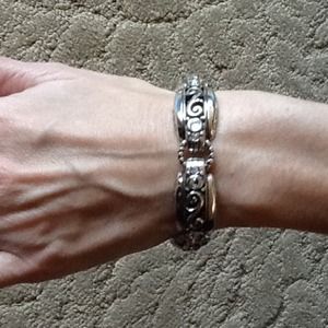 BRIGHTON☀SOLD☀ SILVER BRACELET NWOT💐