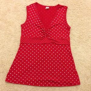 Red polka dot tops 👚😀