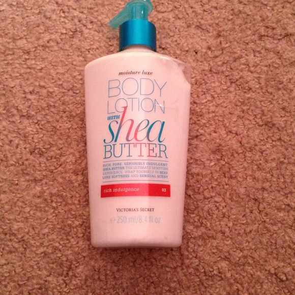 Vs body lotion Shea butter