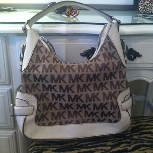 Micheal Kors Handbag