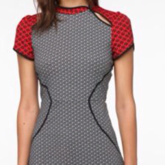 New Silence & Noise Knit Origami Dress