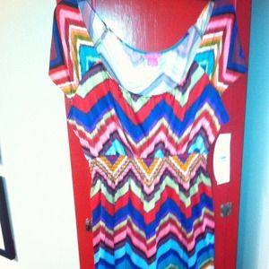 NWT Off the Shoulder dress! Size XL-Super slimming