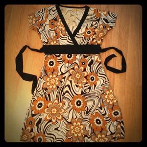 Groovy short dress