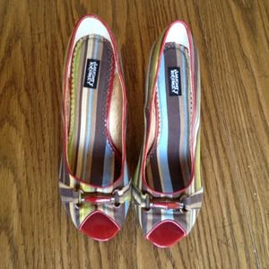 🌟SOLD🌟 Naughty Monkey open toe heels