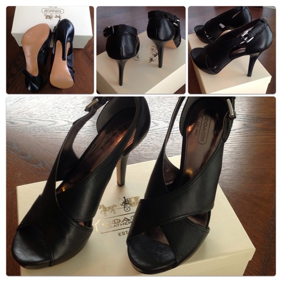 *Not Available*COACH Classy Black Leather Pump!!