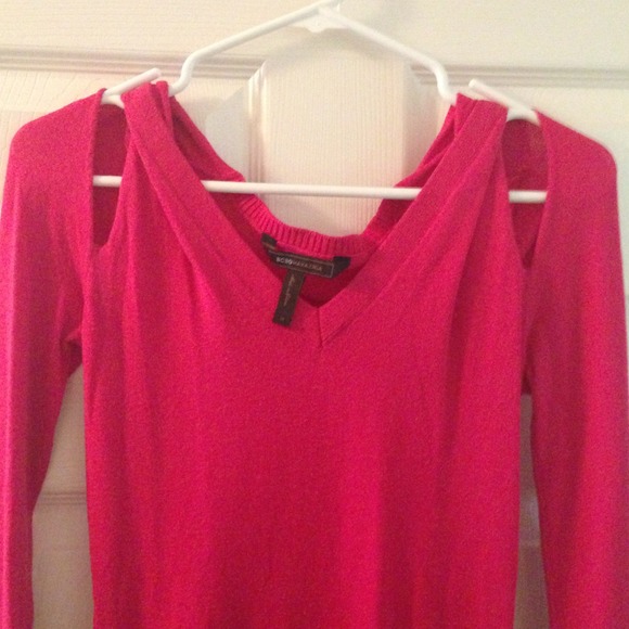 BCBG sweater with cut outs - Picture 3 of 3