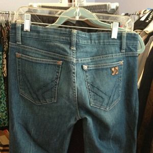 Size 28 Joe's Jeans boot cut