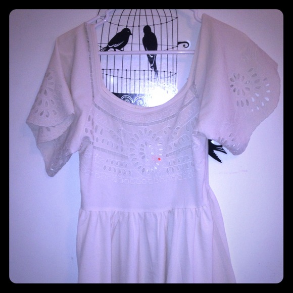 Traded-White dress from UOF -traded