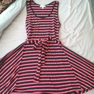 SOLD!!!!🐚Charcoal and Neon Pink High-low dress🐚