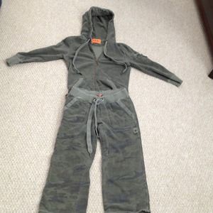 💢SOLD💢 Juicy Couture camo suit