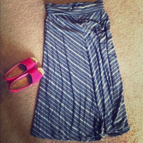 Maxi skirt