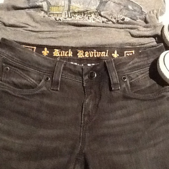 **no longer available** Rock Revival skinny jeans - Picture 4 of 4