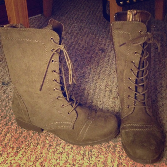 Cute combat boots!