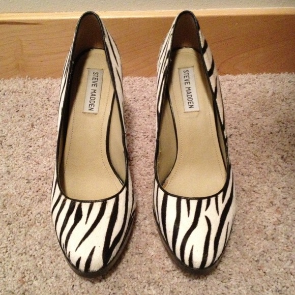 Steve Madden zebra stripe high heels. - Picture 2 of 4