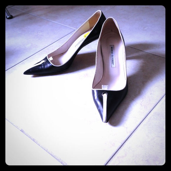 Manolo Blahnik 39 1/2
