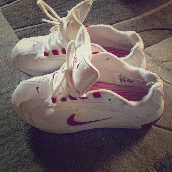 Nike Shoes - Nike sneakers!