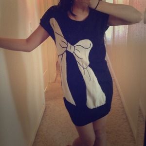 Black knit dress with big bow!! 🎀🎀🎀