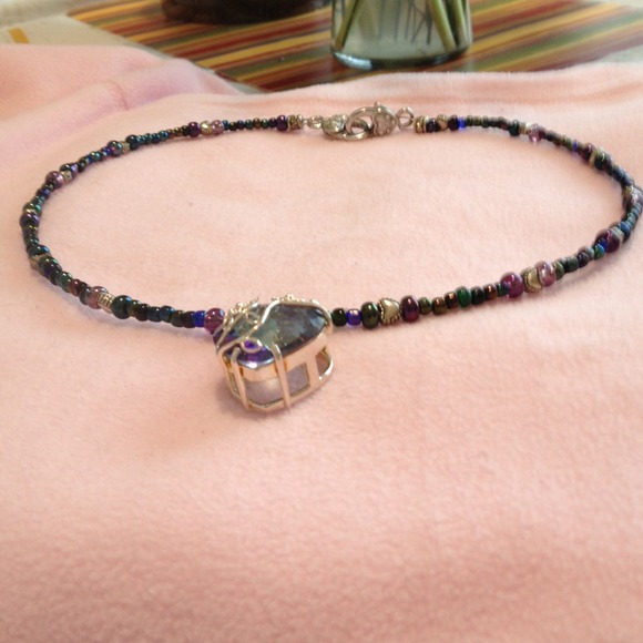 Mystic Topaz Heart Neclacke - Picture 3 of 4