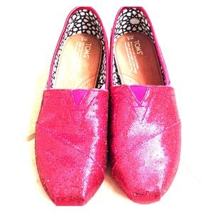 💰Reduced💰Red glitter TOMS
