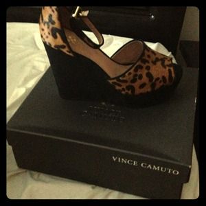Vince Camuto Wedges