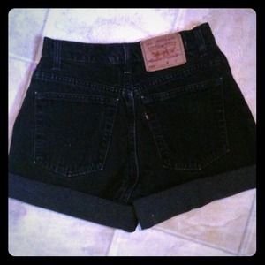 Bundle! Black levis and yellow top