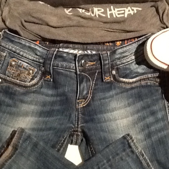 **No longer available**Rock Revival boot cut jeans - Picture 2 of 4