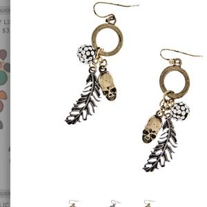 Skull and leaf earrings