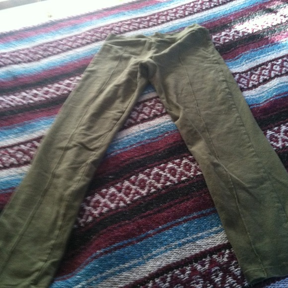 Green leggings!