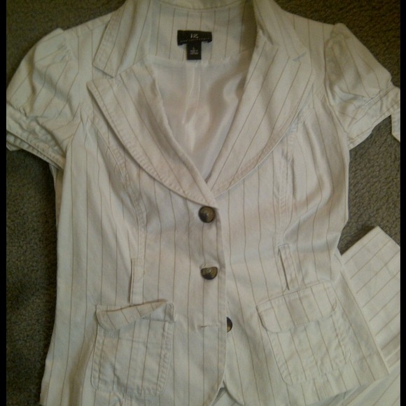 Cream with tan pinstripe pant suit - Picture 2 of 4