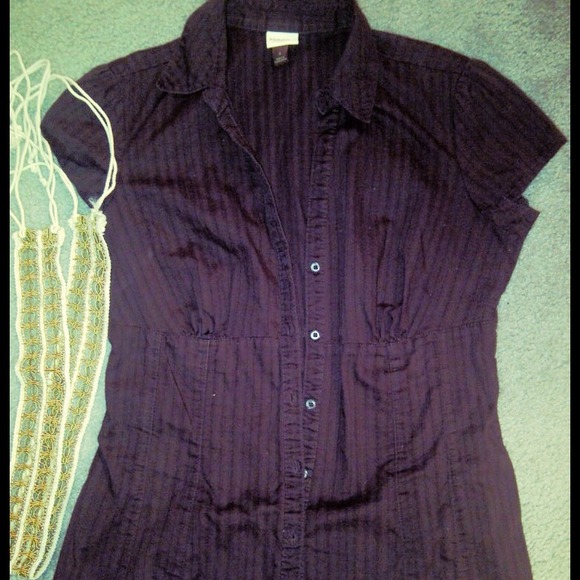 Brown collar shirt with belt - Picture 2 of 2