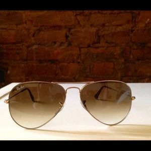 Ray-ban Aviator Sunglasess
