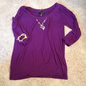 Shirt with necklace and bracelet! Bundle!!!