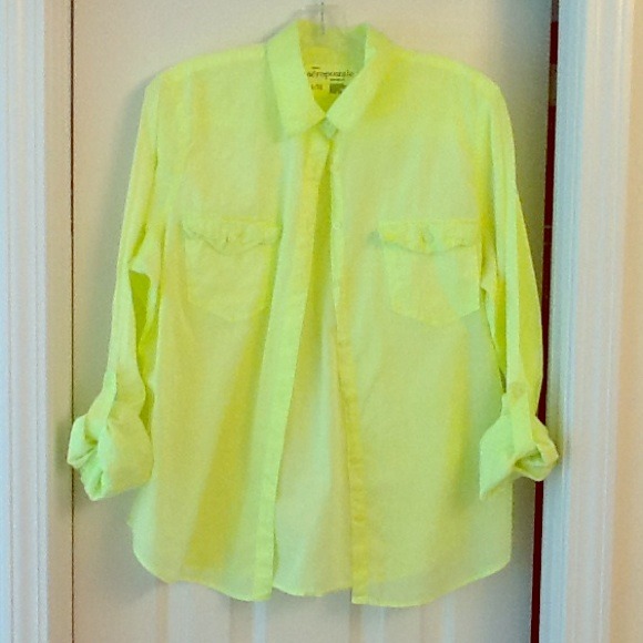 *Bundled w/Green Scarf for Kelly* Neon Shirt/Scarf
