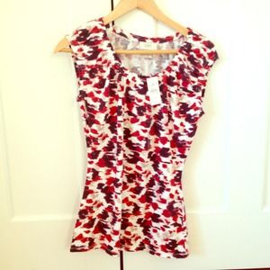 Short-sleeved top