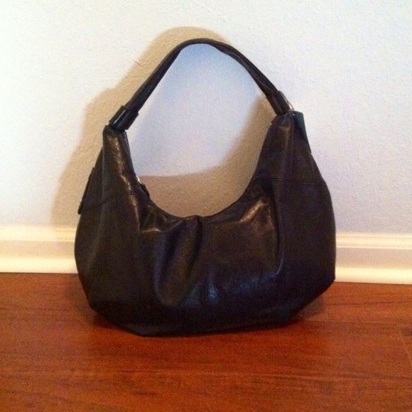 ⬇ NWT Black Genuine Leather HOBO Bag