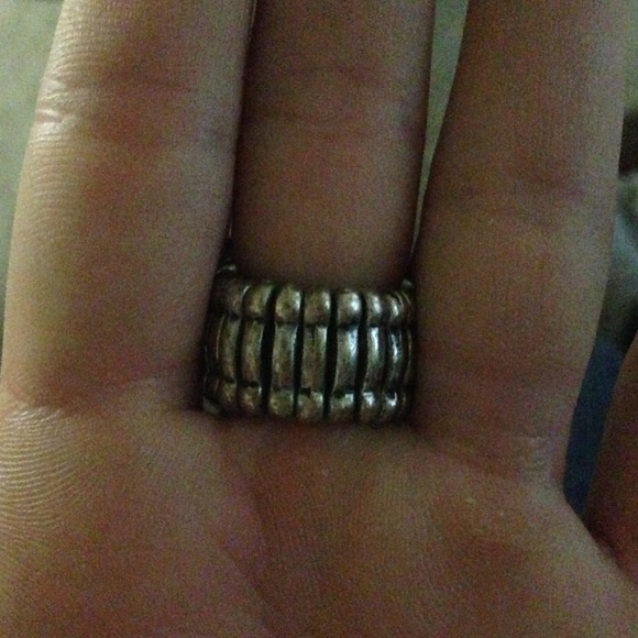 Elephant ring - Picture 2 of 2