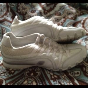 💢Traded💢Skechers casual tennis shoes