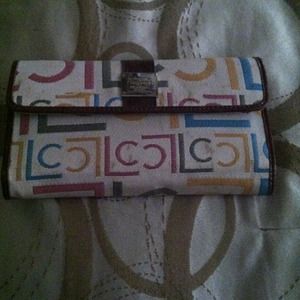 Liz Claiborne spacious wallet