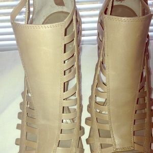 Me Too leather Wedgies