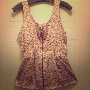 Romeo & Juliet Couture (NWOT!) sleeveless blouse
