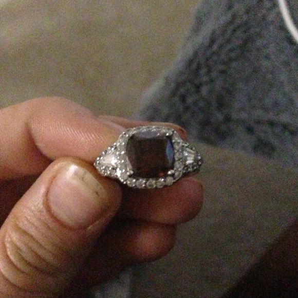 Ring - Picture 2 of 3