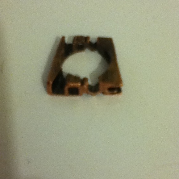 Bronze "love" ring - Picture 2 of 3
