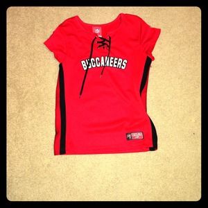 Tampa Bay buccaneers shirt for her!