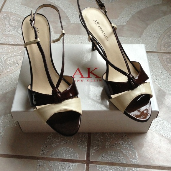 Bundle for @knay!! Anne Klein shoes/ Coach purse!
