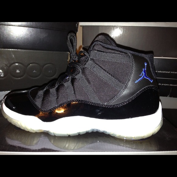 Jordan 11s retro